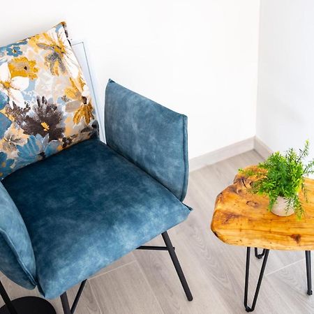 Design-Ferienwohnung In Kelberg Am Nuerburgring: Platz Fuer 6, Kueche, Wifi, Netflix Экстерьер фото